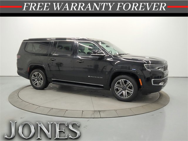 2024 Jeep Wagoneer L's photo