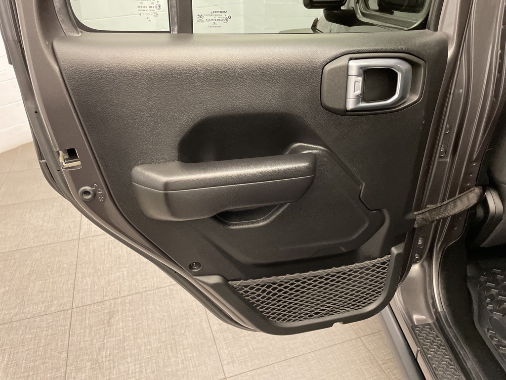 2021 Jeep Wrangler Unlimited Rubicon photo 20
