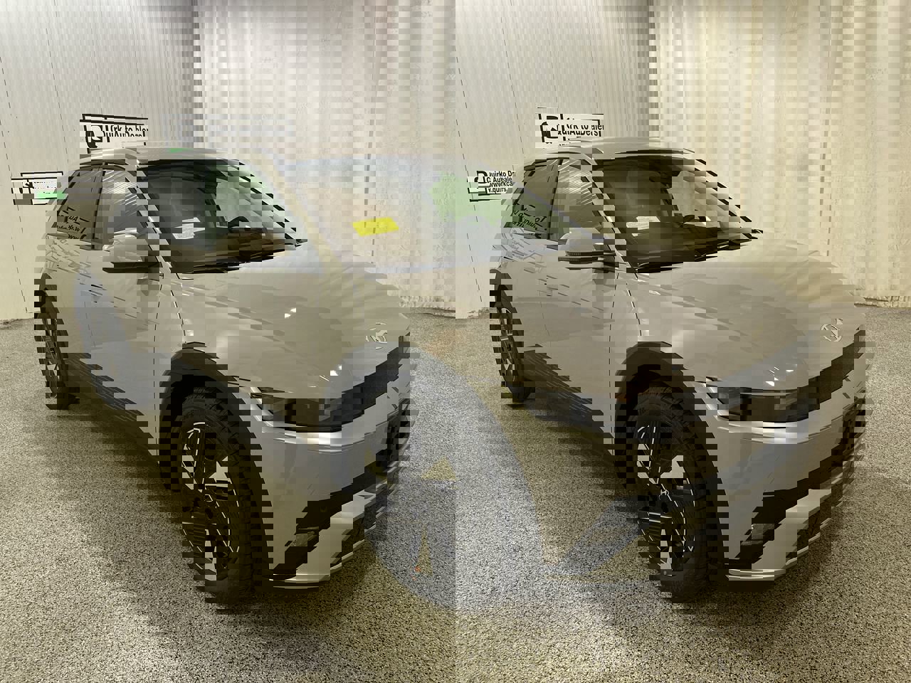 New 2025 Cyber Gray Hyundai SE image 1