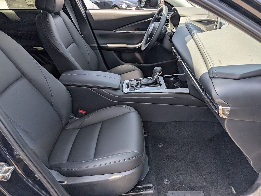 2025 Mazda CX-30 2.5 S Preferred photo 15