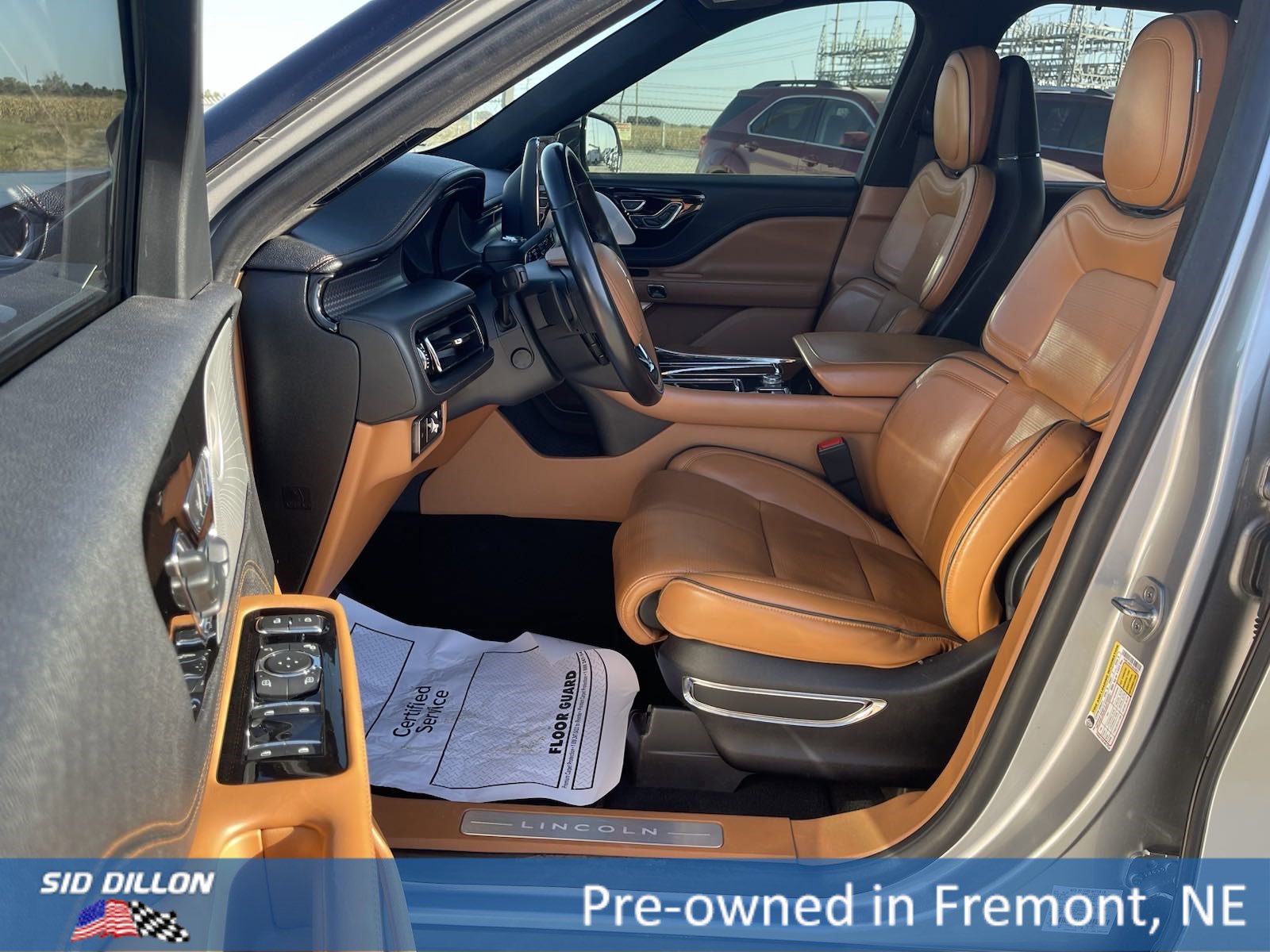 2020 Lincoln Aviator Black Label photo 9