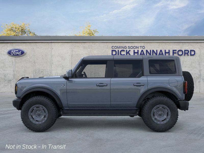 2025 Ford Bronco Outer Banks photo 3