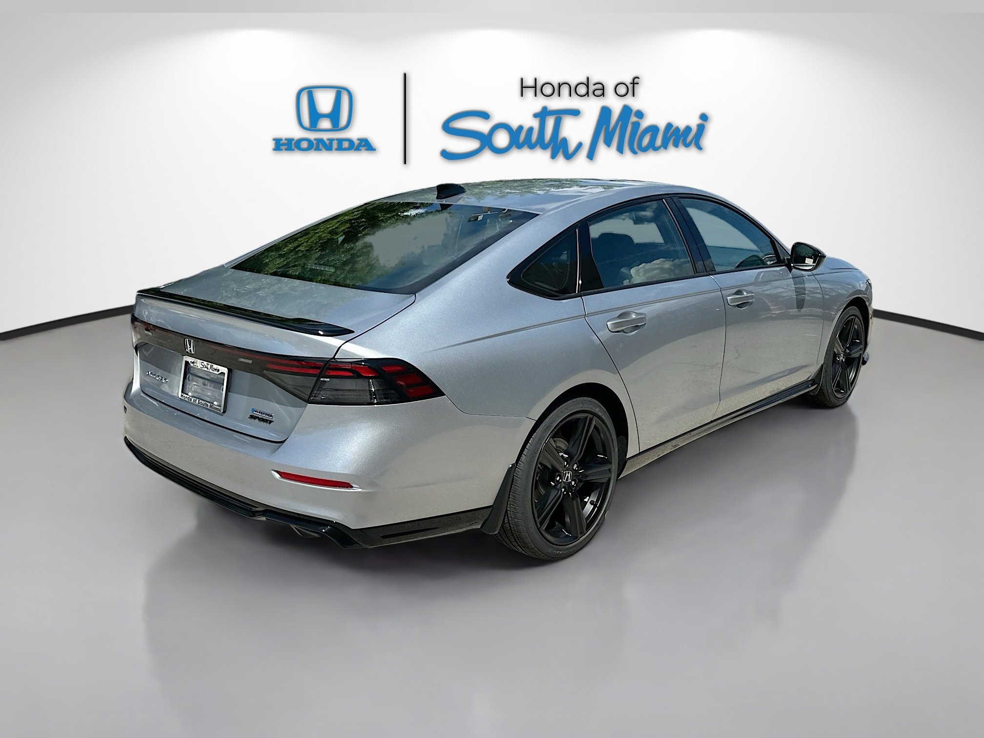 2025 Honda Accord Hybrid Sport-L photo 6