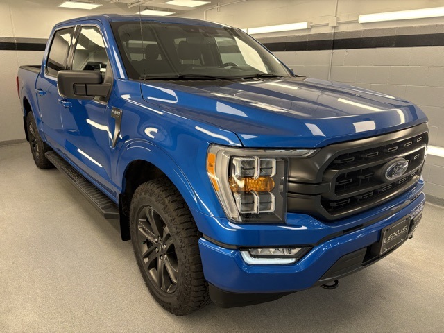 2021 Ford F-150 XLT photo 3