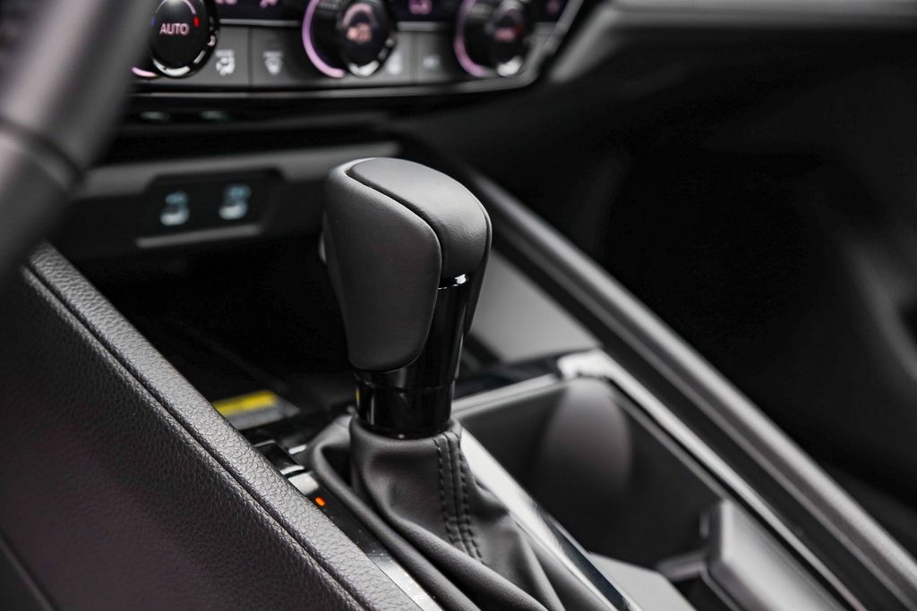 2025 Honda Accord Hybrid Sport-L photo 24
