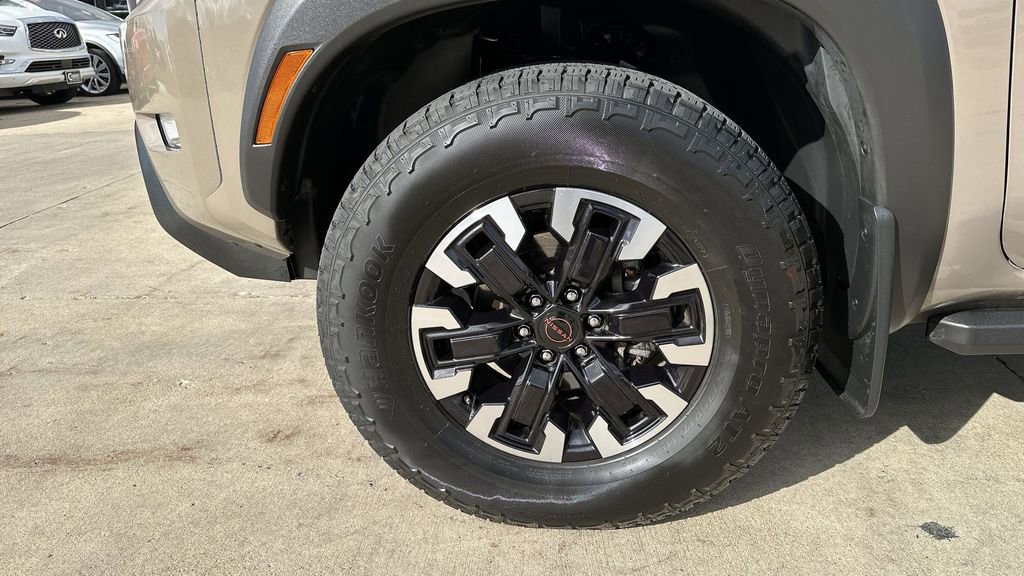 2022 Nissan Frontier Crew Cab PRO-4X photo 30