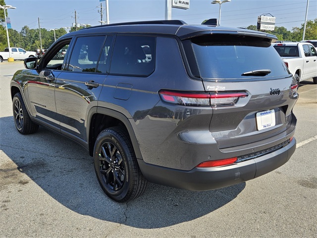 2025 Jeep Grand Cherokee Altitude X photo 12