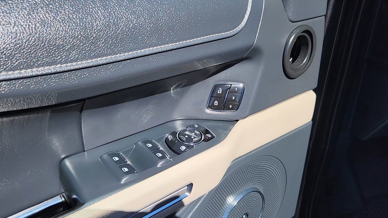 2023 Ford Expedition MAX Limited photo 7