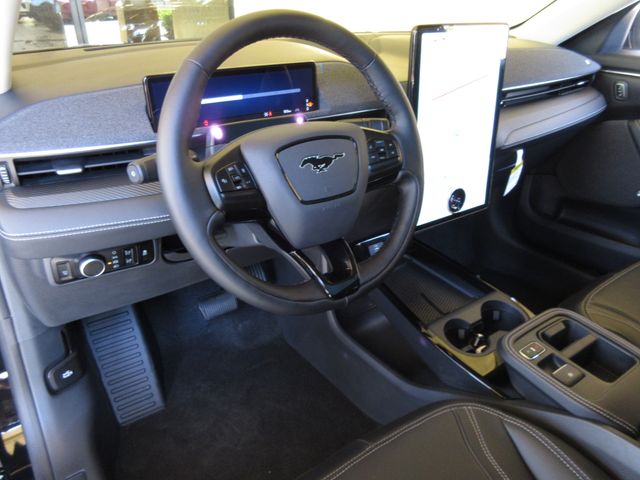 2025 Ford Mustang Mach-E Premium photo 12