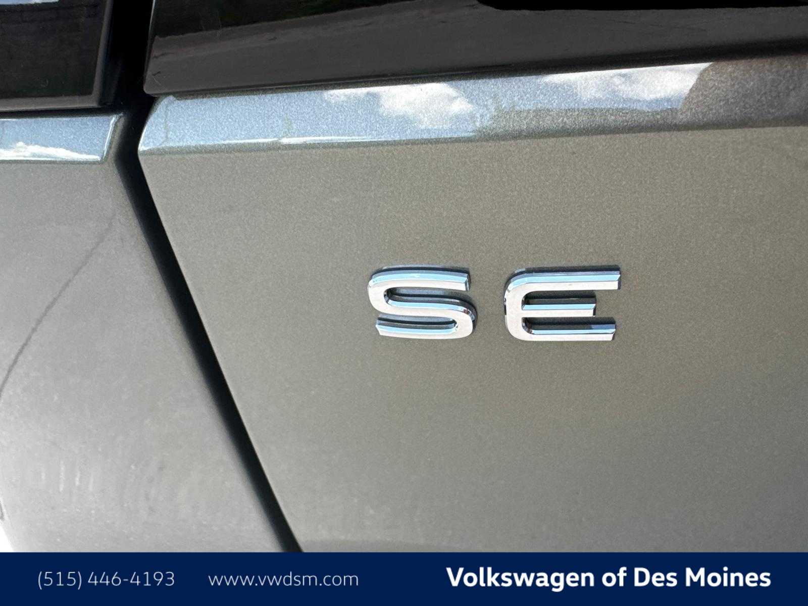 2025 Volkswagen Atlas Peak Edition SE photo 4