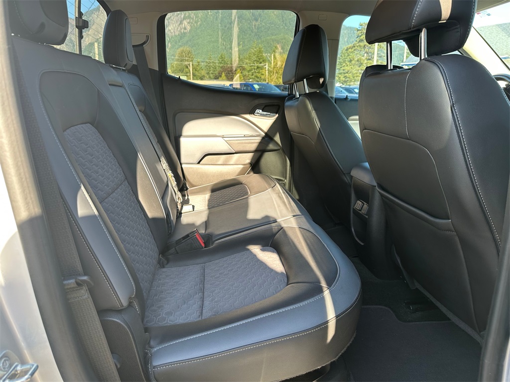 2016 Chevrolet Colorado Z71 photo 13