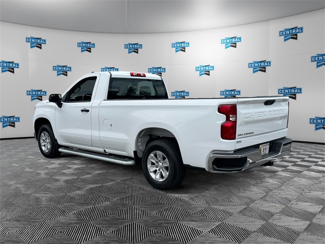 2024 Chevrolet Silverado 1500 photo 3