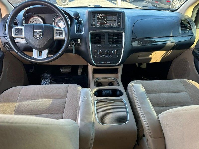 2016 Dodge Grand Caravan SXT photo 10