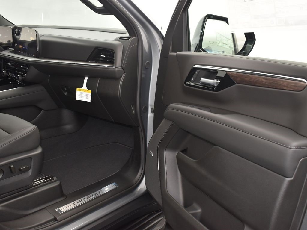 2026 Chevrolet Tahoe LT photo 20