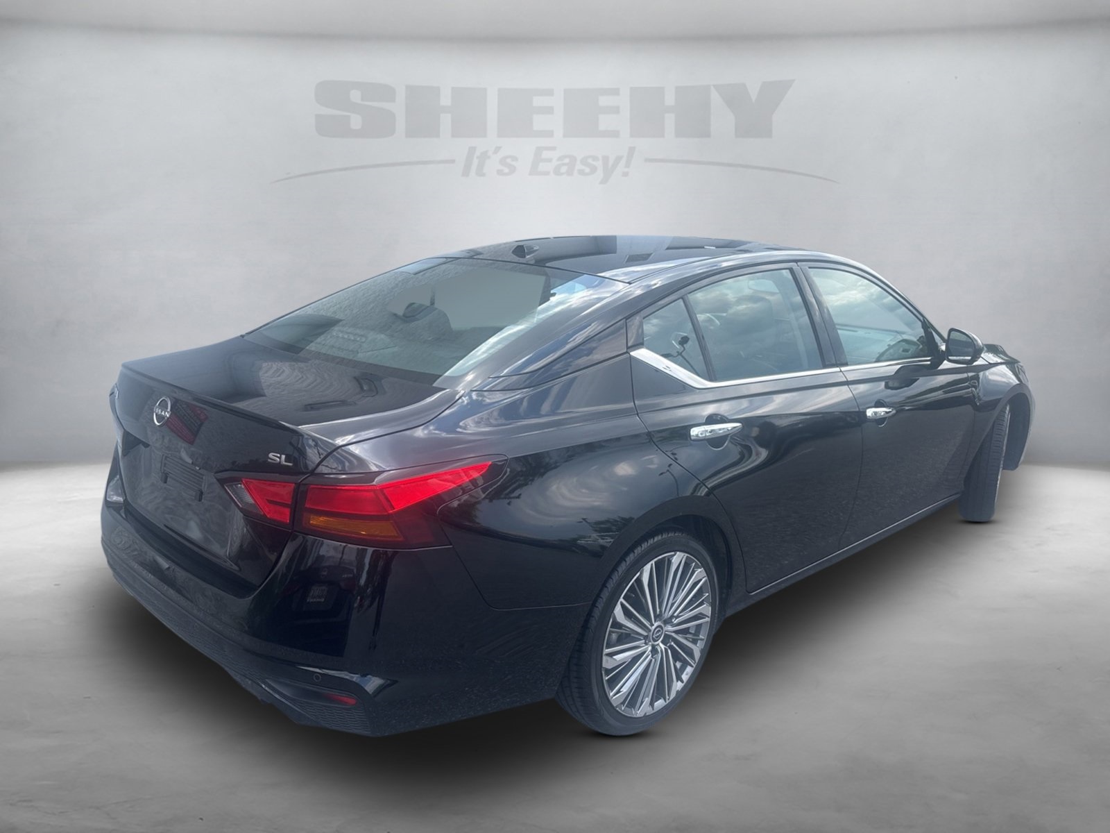 2023 Nissan Altima 2.5 SL photo 5