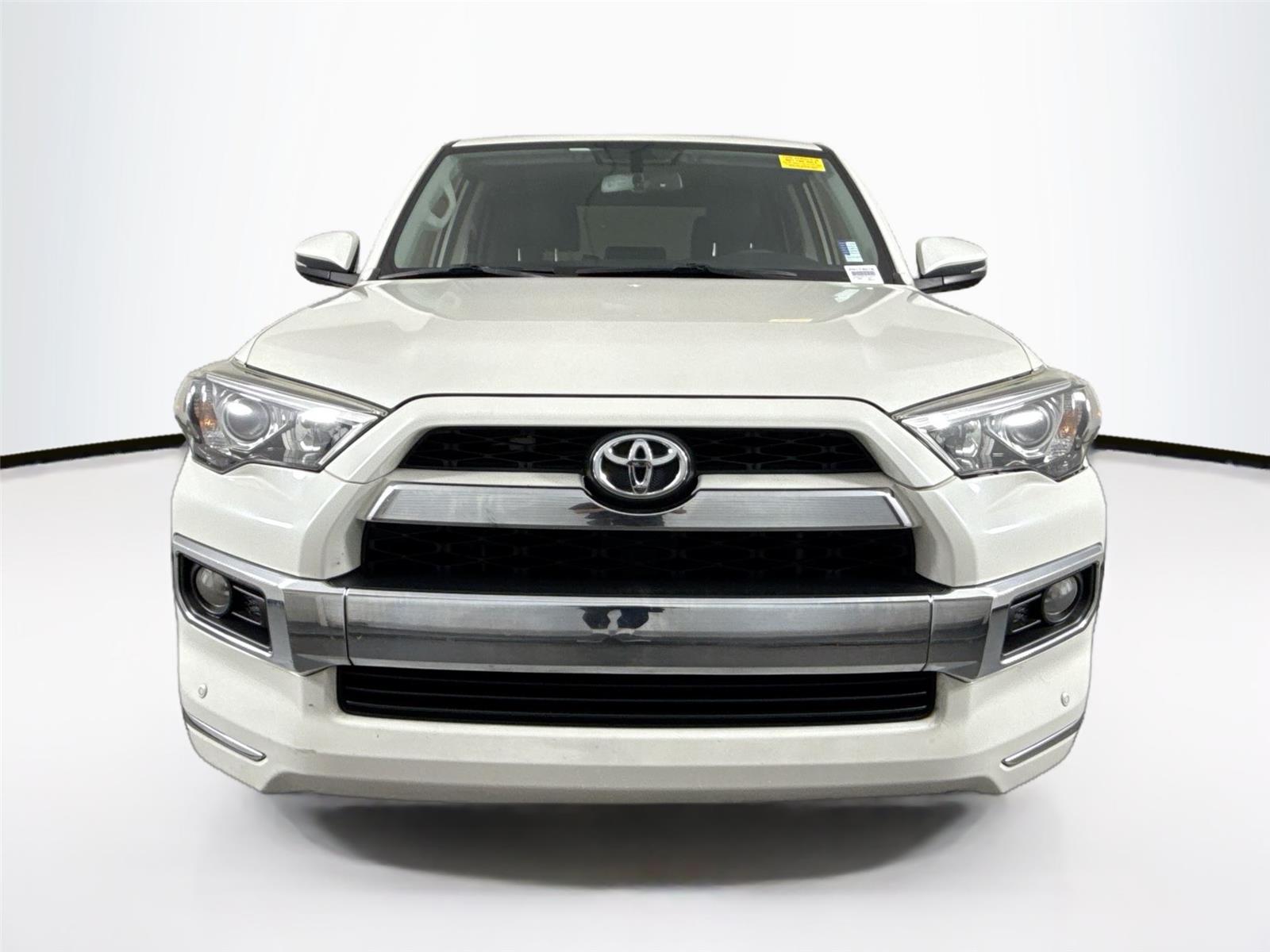 2018 Toyota 4Runner Limited SR5 Premium photo 3