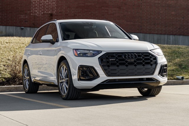 2024 Audi Q5 S line Premium Plus