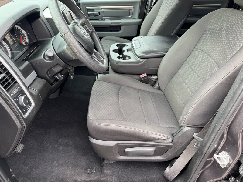 2020 Ram 1500 Classic Warlock photo 11