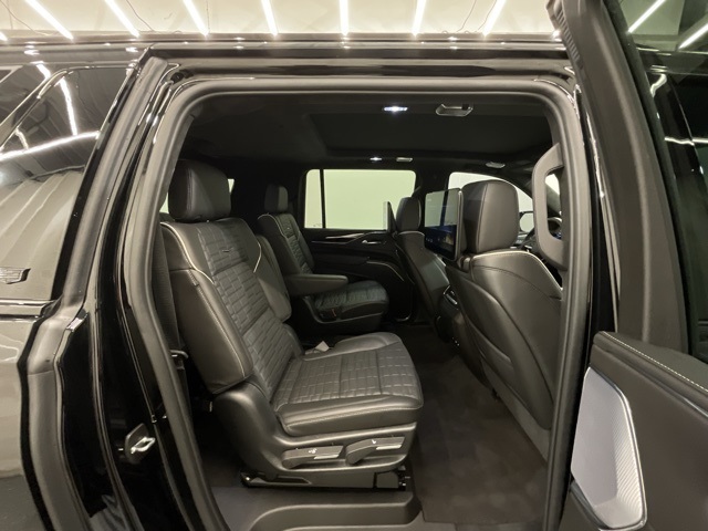 2023 Cadillac Escalade ESV V-Series photo 28