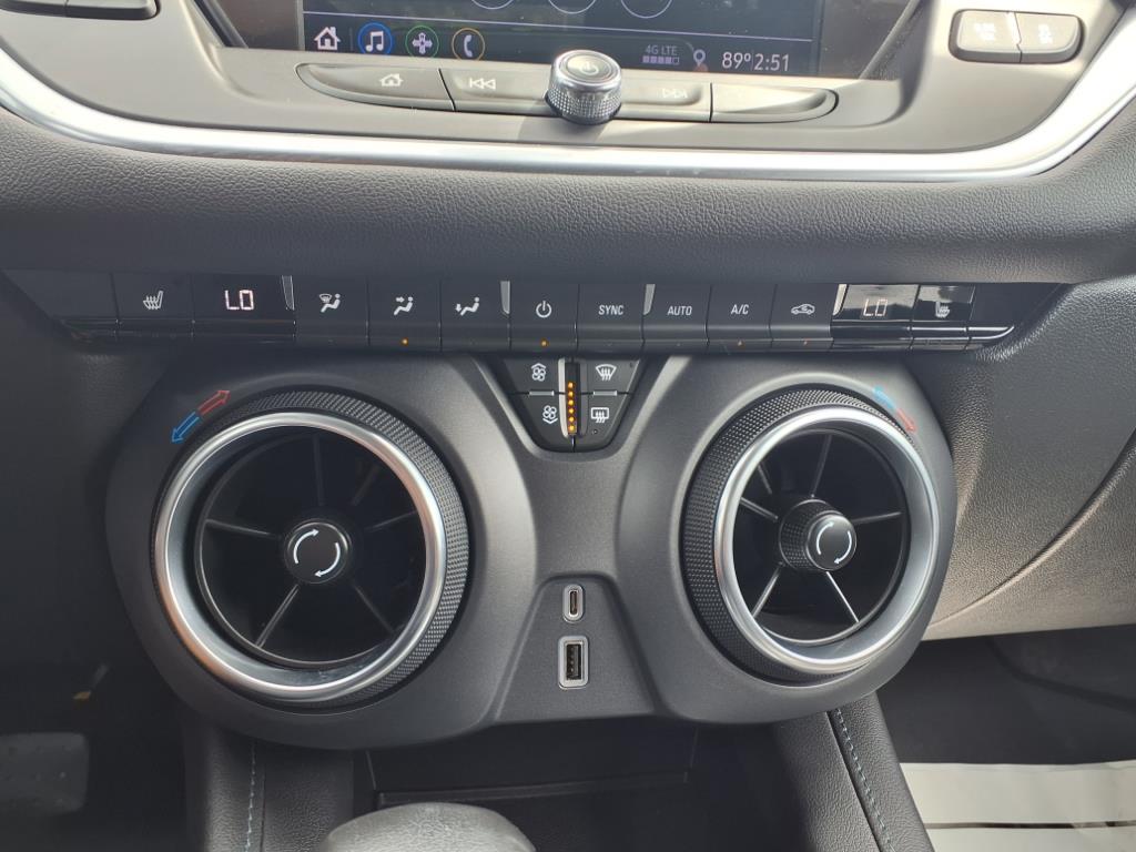 2020 Chevrolet Blazer 2LT photo 19