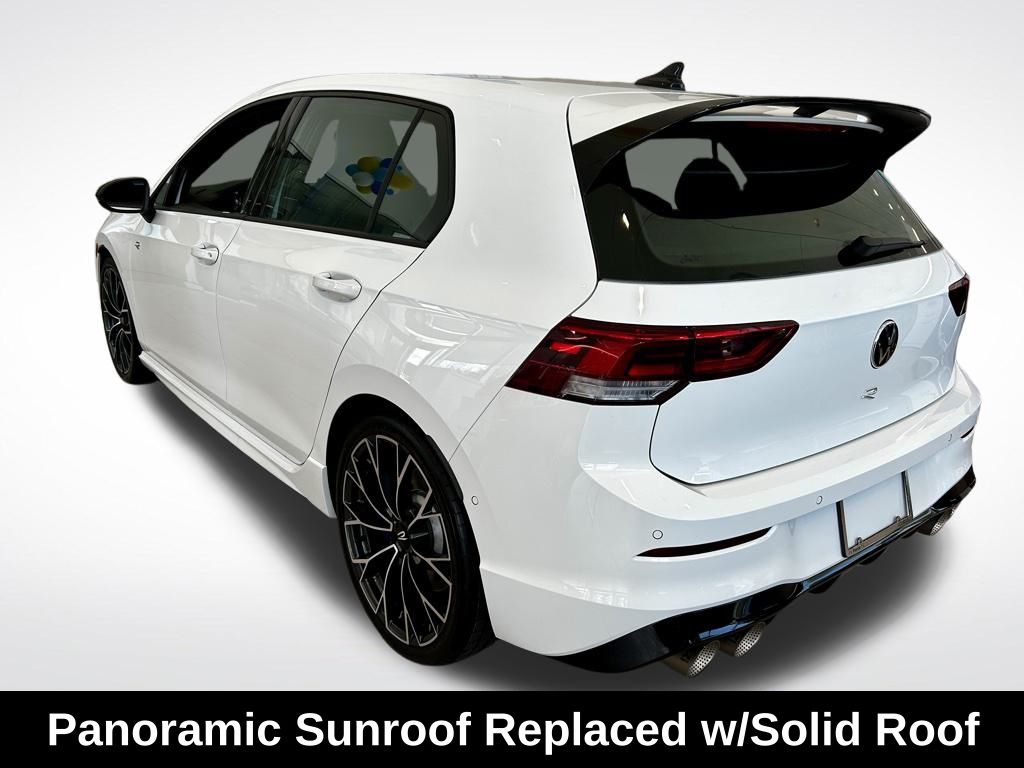 2025 Volkswagen Golf R 2.0 TSI photo 3