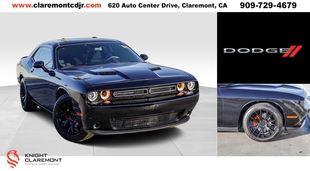 2018 Dodge Challenger SXT's photo