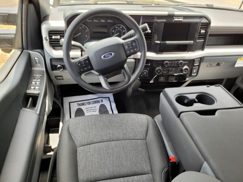 2025 Ford F-250 XL photo 7