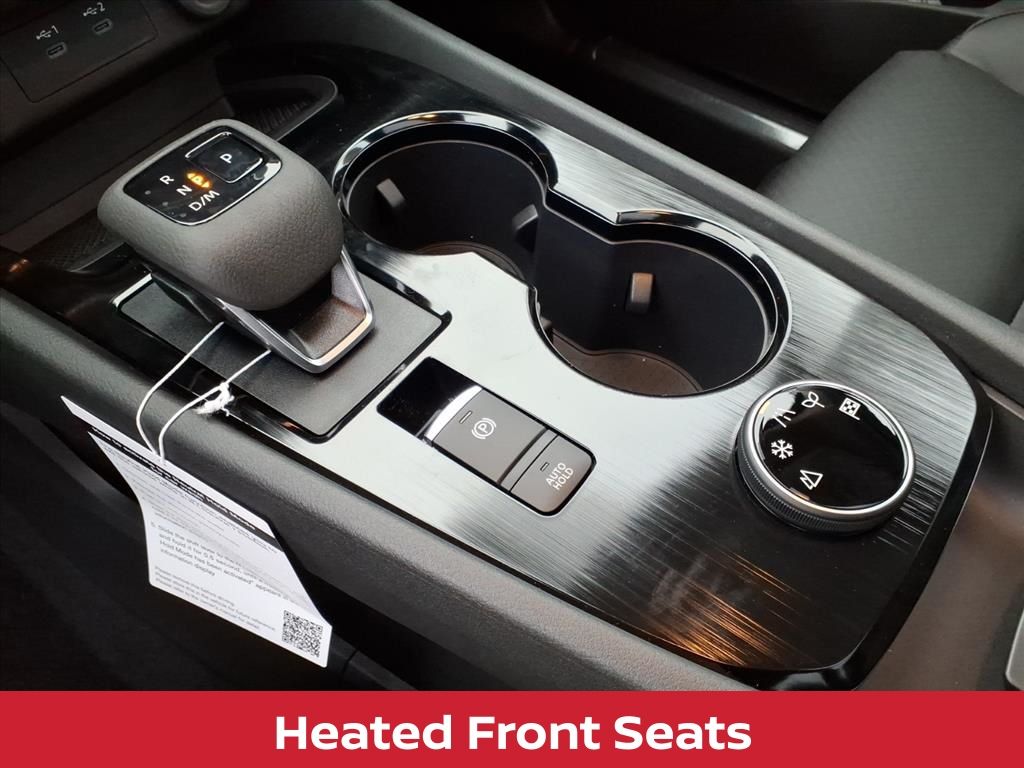 2026 Nissan Rogue SV photo 4