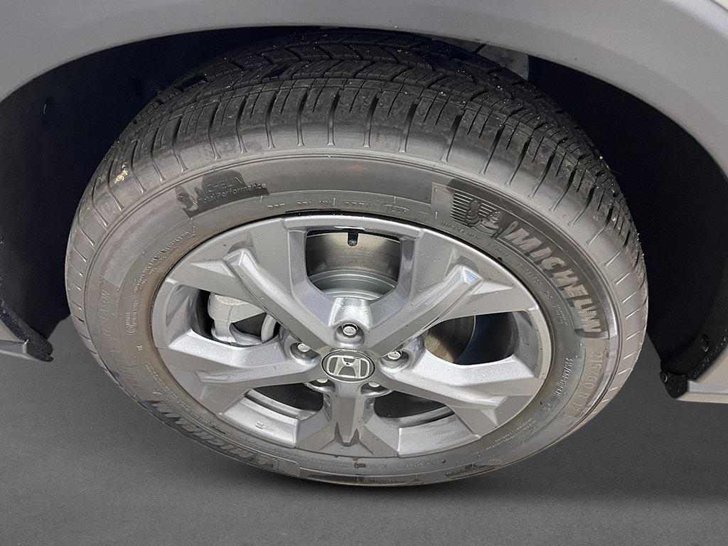 2026 Honda HR-V LX photo 9