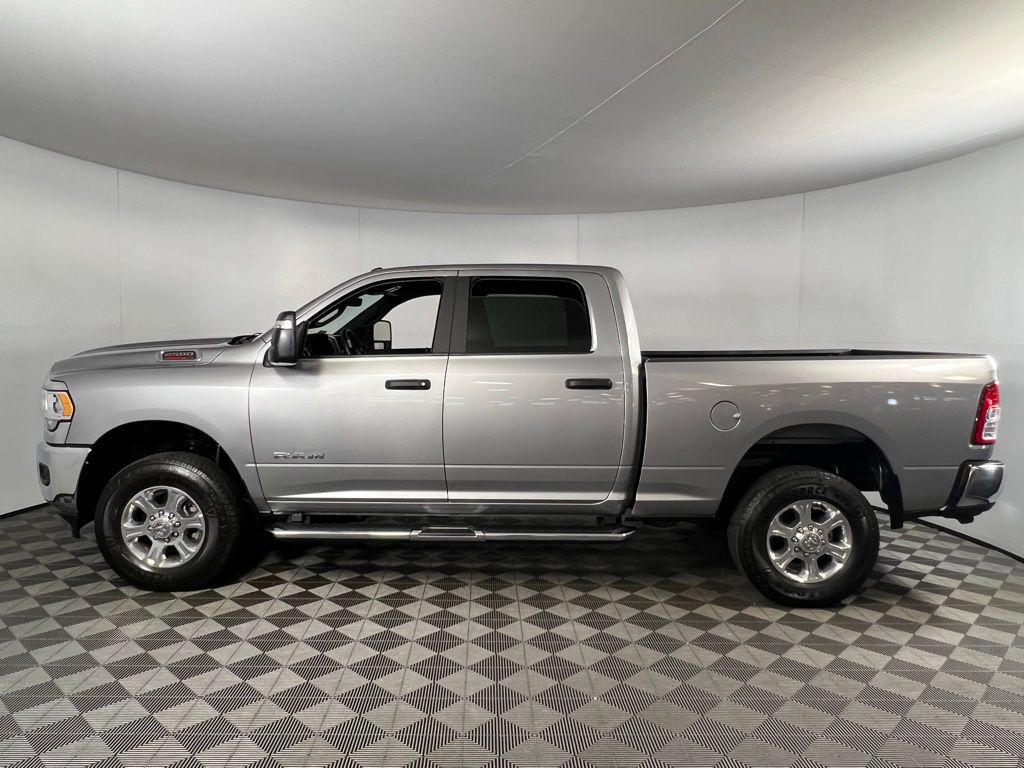 2024 Ram 2500 Big Horn photo 3