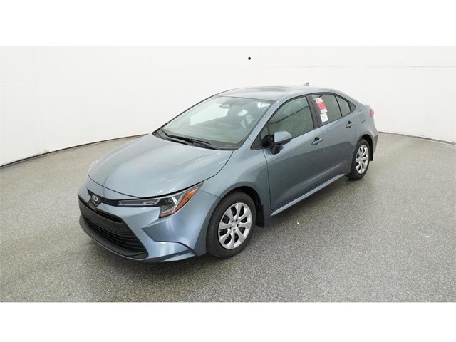 2026 Toyota Corolla LE's photo
