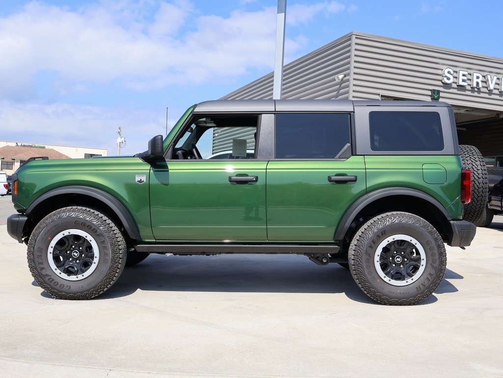 2025 Ford Bronco Big Bend photo 2
