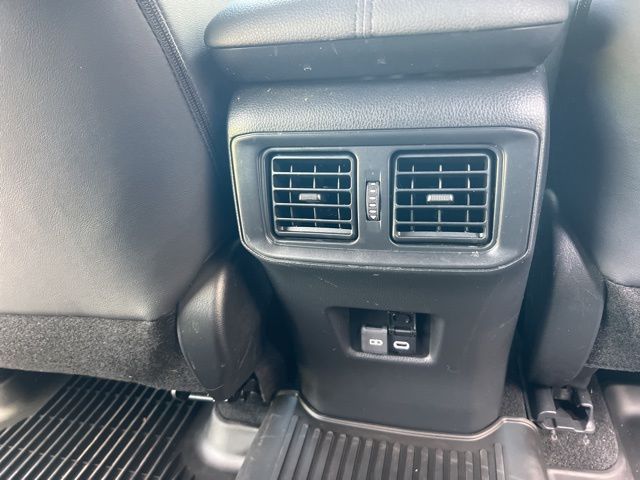 2024 Toyota RAV4 Hybrid XSE photo 29