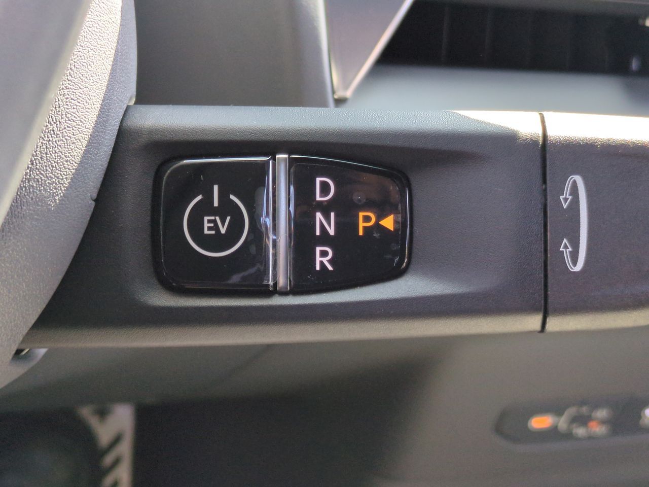 2026 Kia EV9 GT-Line photo 14