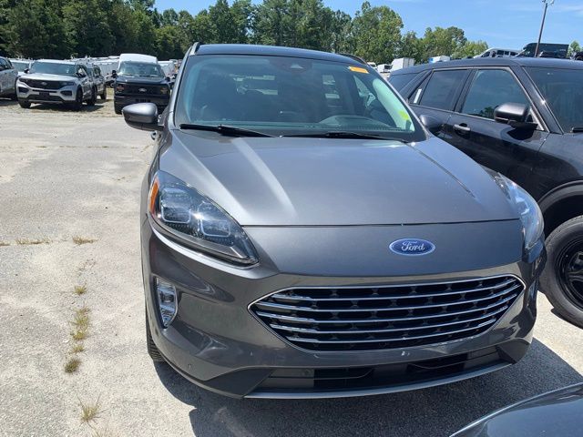 2021 Ford Escape Titanium Hybrid photo 5
