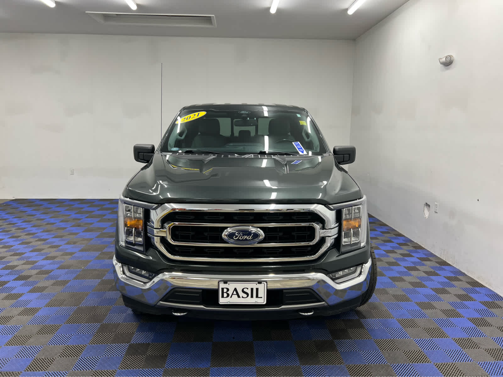 2021 Ford F-150 XLT photo 8