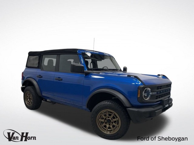 Pre-Owned 2023 Ford Bronco Base 4WD Sport Utility