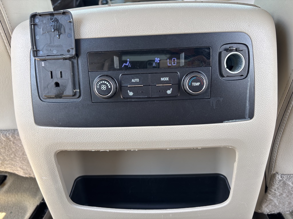 2018 Gmc Yukon Denali photo 24