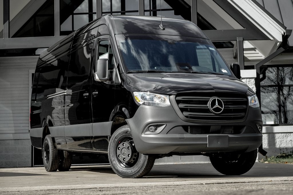 2026 Mercedes-Benz Sprinter Cargo Van Base's photo