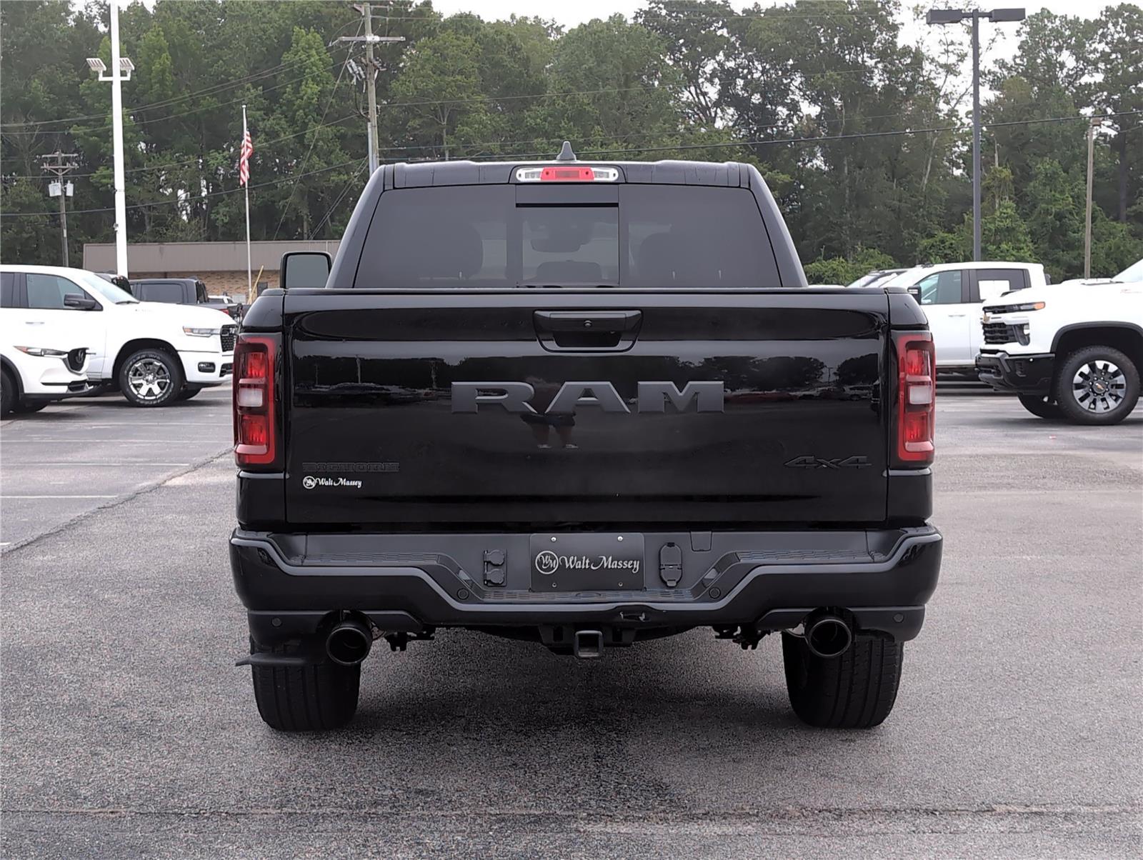 2025 Ram 1500 Big Horn photo 4