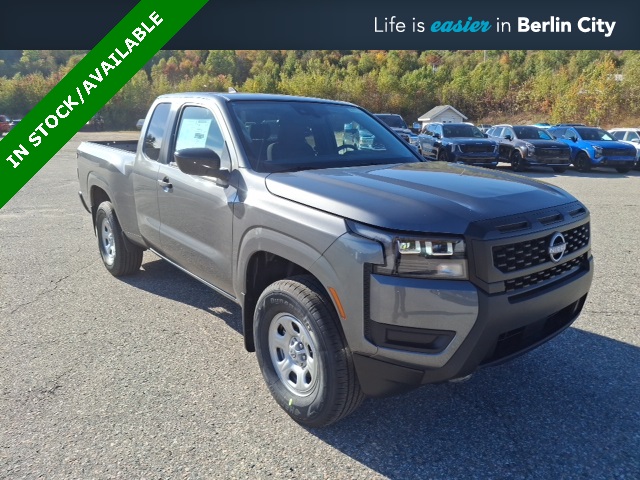 2026 Nissan Frontier S's photo