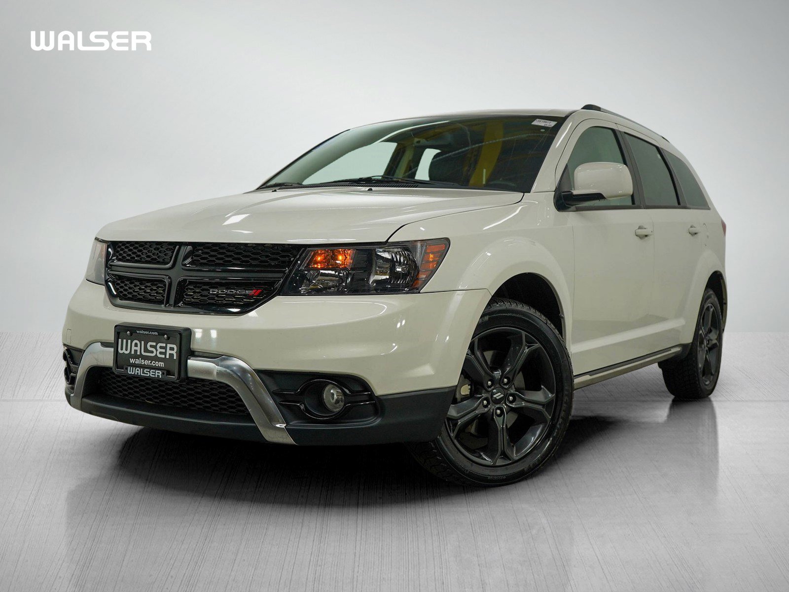 2019 Dodge Journey Crossroad's photo