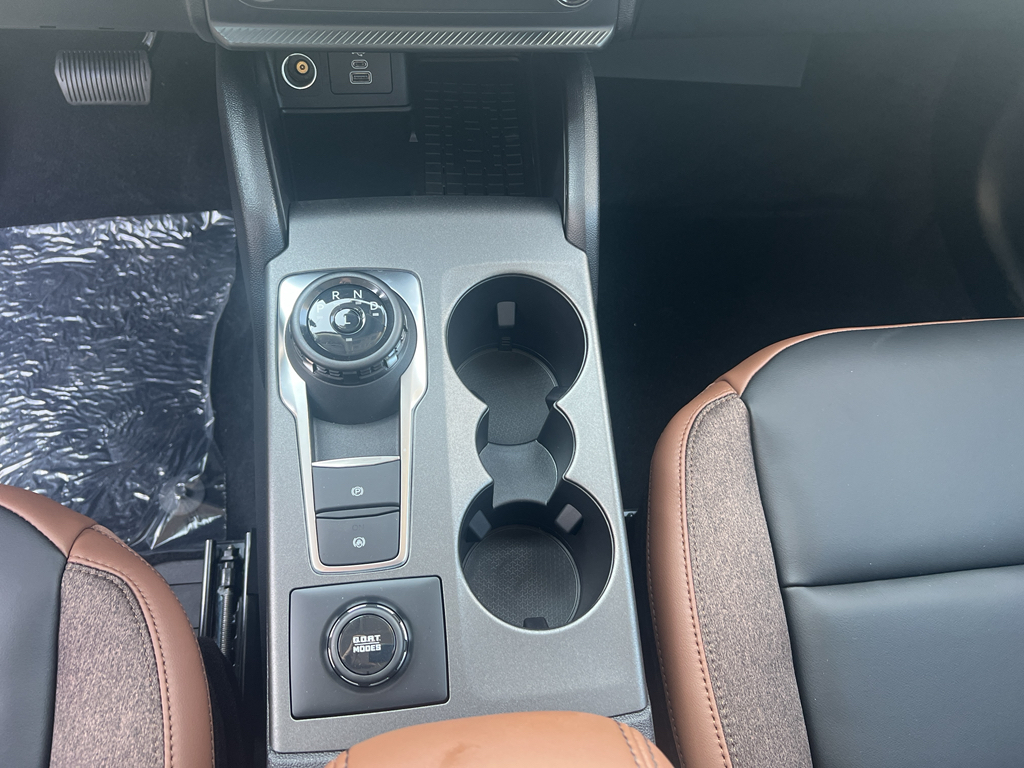 2025 Ford Bronco Sport Outer Banks photo 15