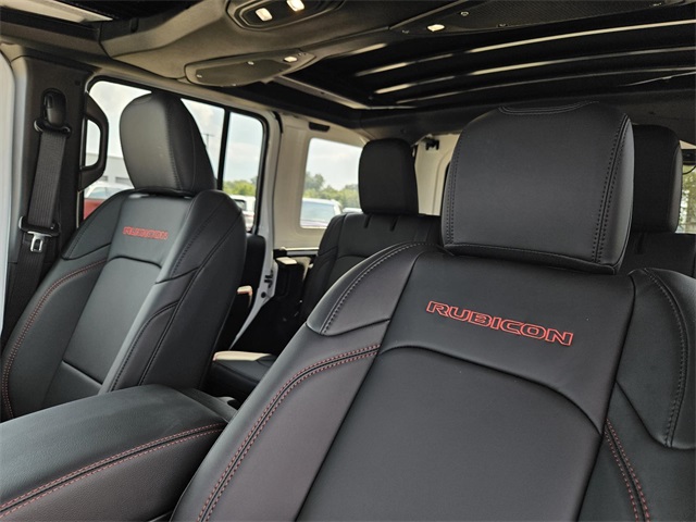 2025 Jeep Wrangler Rubicon X photo 10
