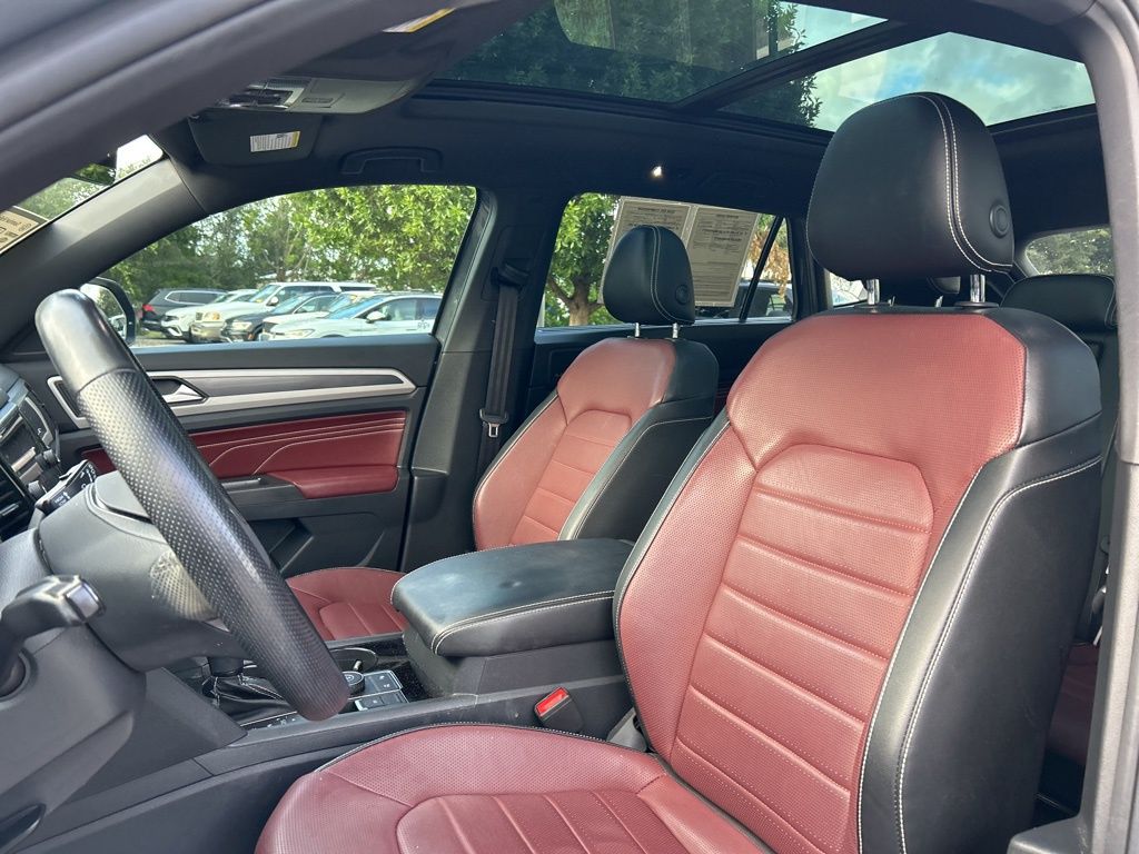 2022 Volkswagen Atlas Cross Sport V6 SEL Premium R-Line photo 15