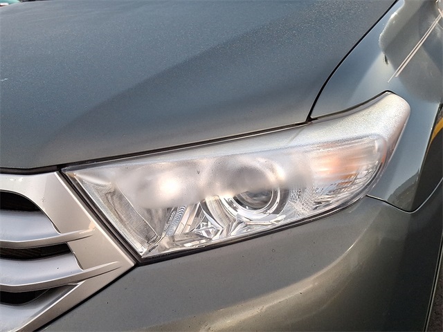 2013 Toyota Highlander Base Plus photo 14