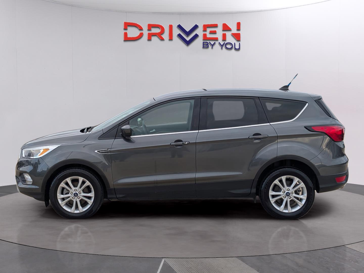 Used 2019 Ford Escape SE with VIN 1FMCU0GD9KUB47404 for sale in Mccomb, MS