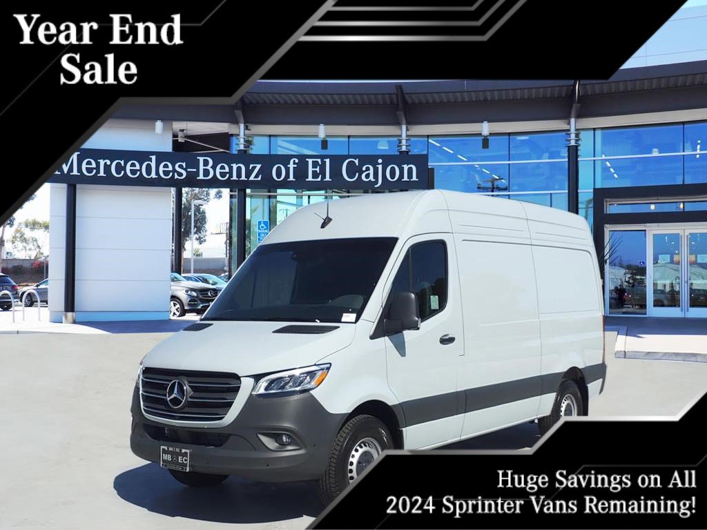 2024 Mercedes-Benz Sprinter Crew Van Base's photo