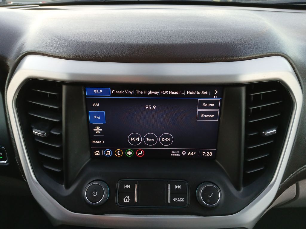 2023 Gmc Acadia SLE photo 9