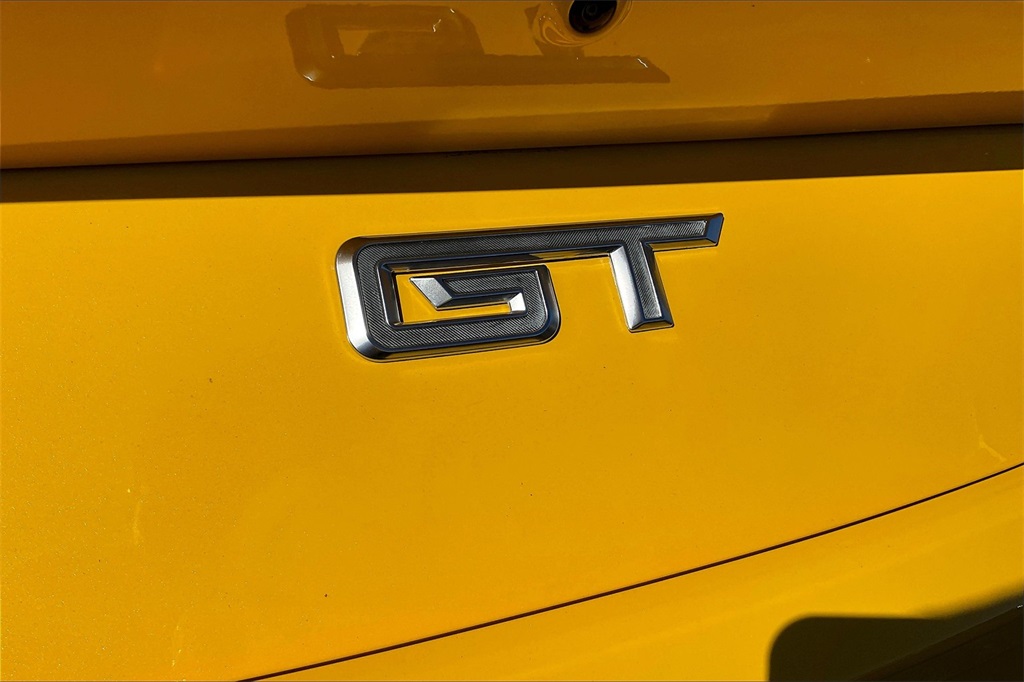 2024 FORD MUSTANG - Image 6